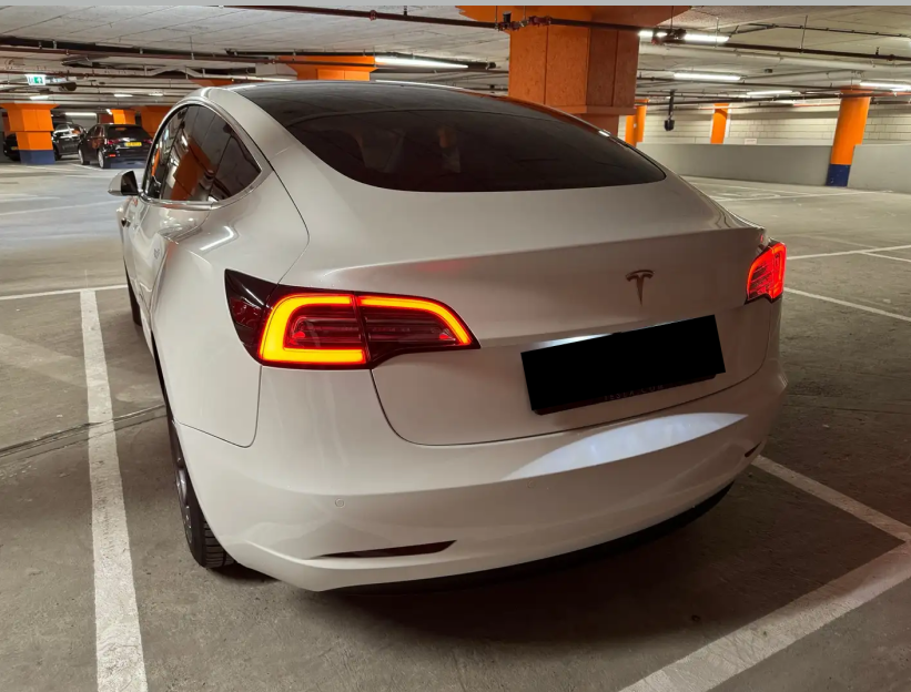 TESLA MODEL 3 (01/12/2019) - 